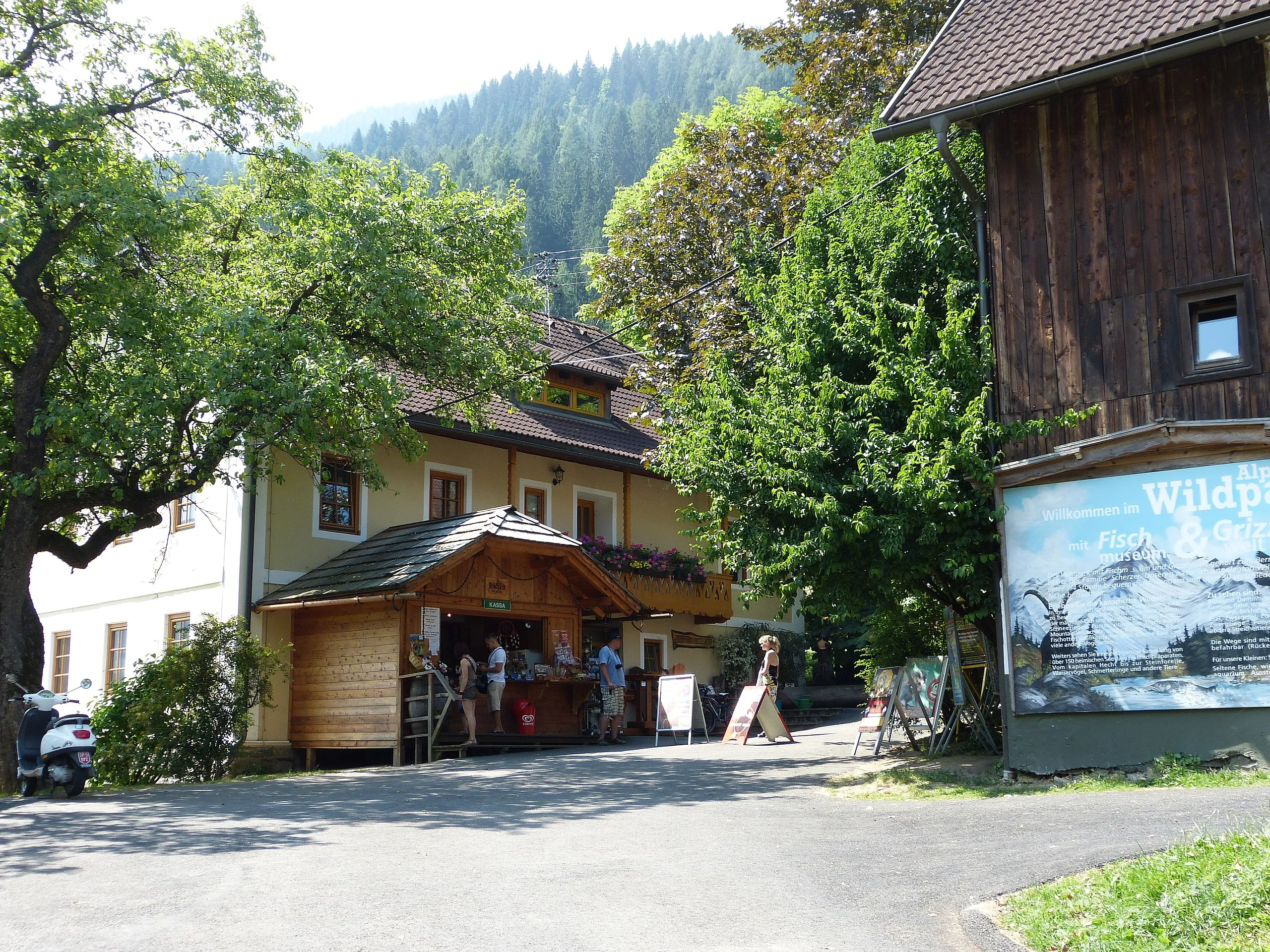 Alpen Wildpark Feld am See